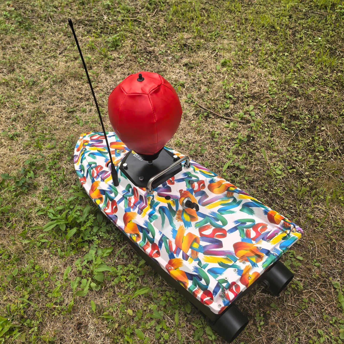 12V SurfCaster Pro Brushless Motor Top Speed RC Bait Boat For Surf Fishing 5M/S